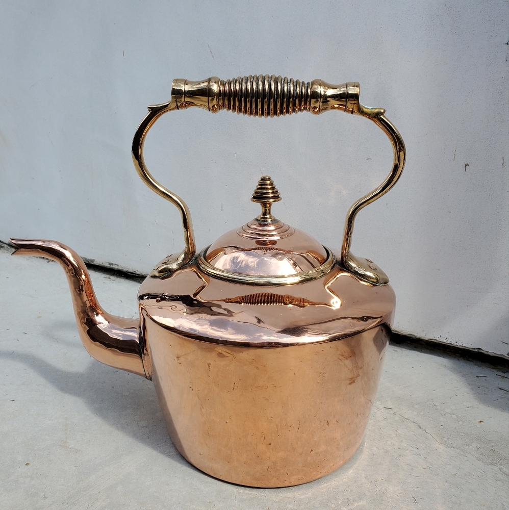Vintage Copper Large Tea Kettle, Mid 19th Century